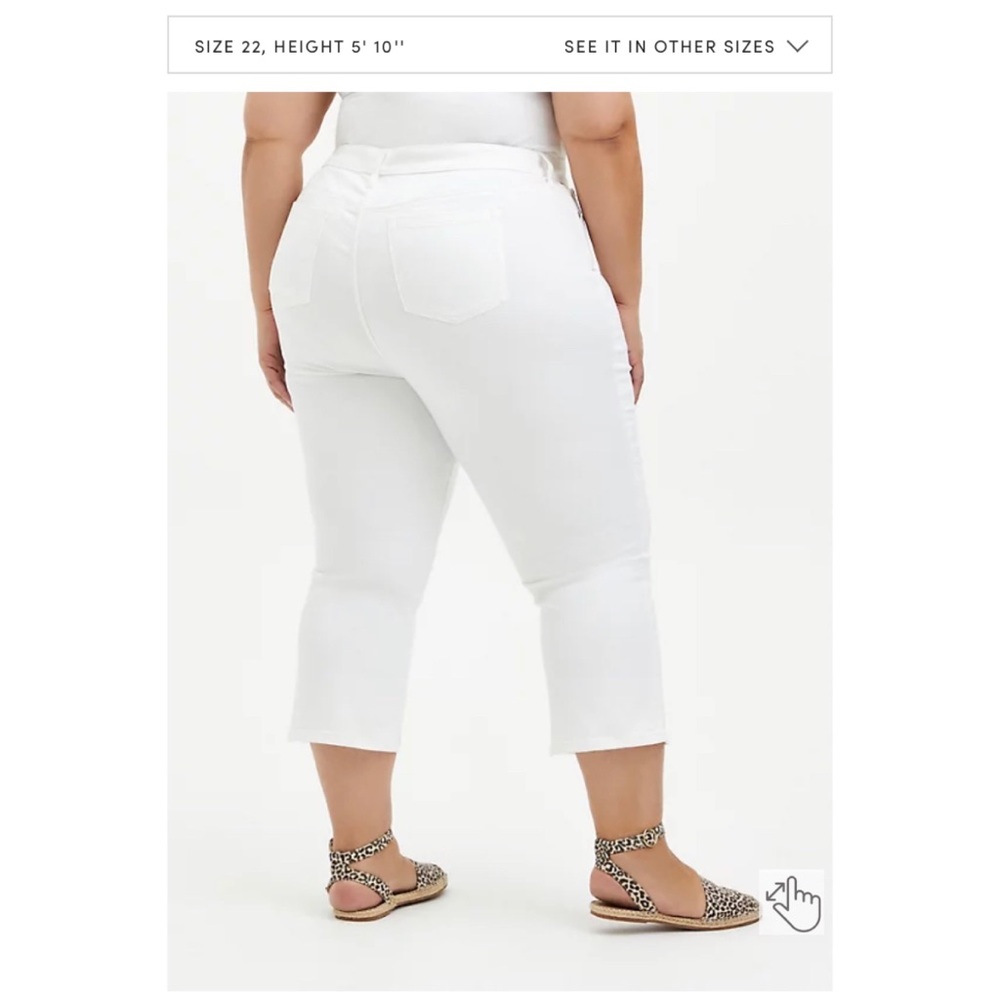 NEW Torrid 24 Crop Mid Rise Flare Jean - Super Soft White - Picture 4 of 12